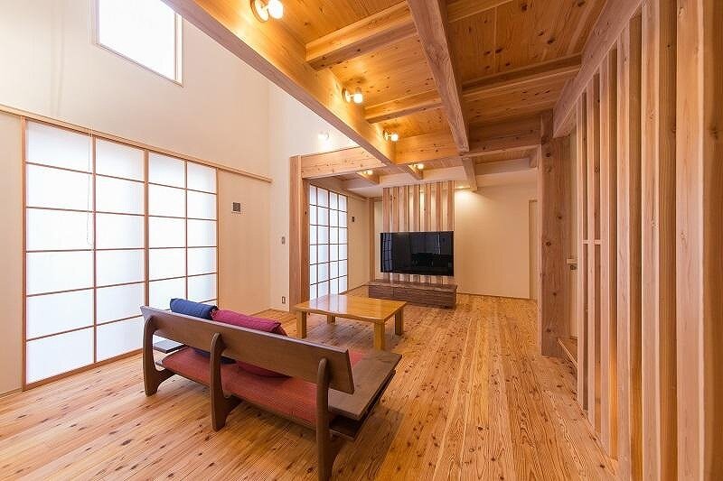 天然乾燥無垢材に魅せられて